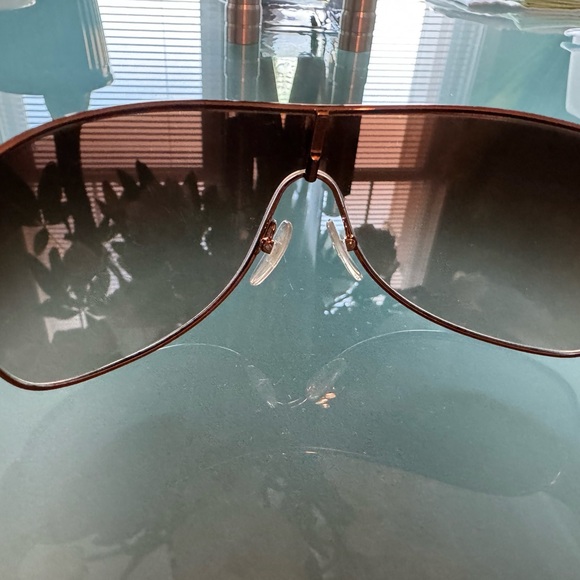 Prada Aviator Sunglasses in Hard Case - Picture 3 of 10